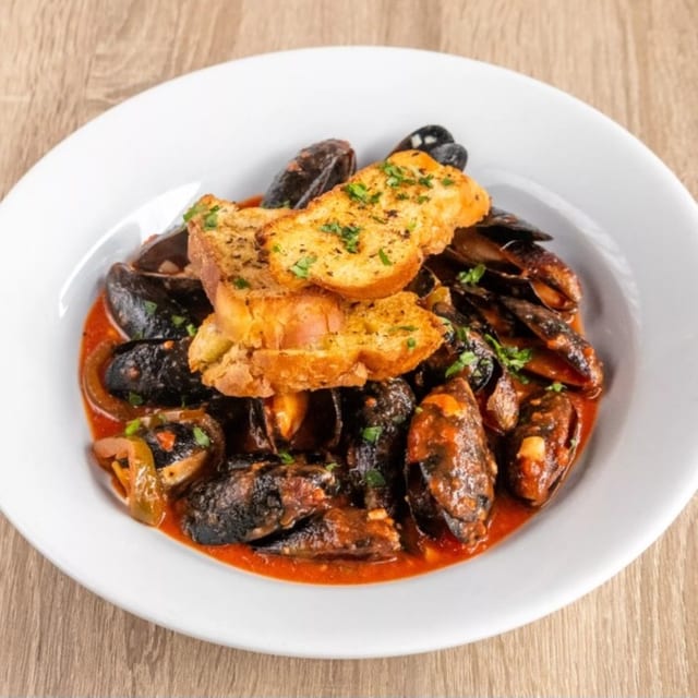 Mussels Fra Diavolo.